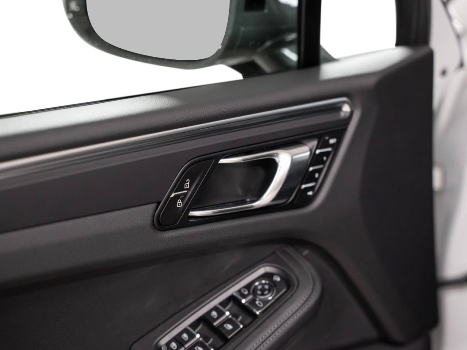 Porsche Macan T - foto 22