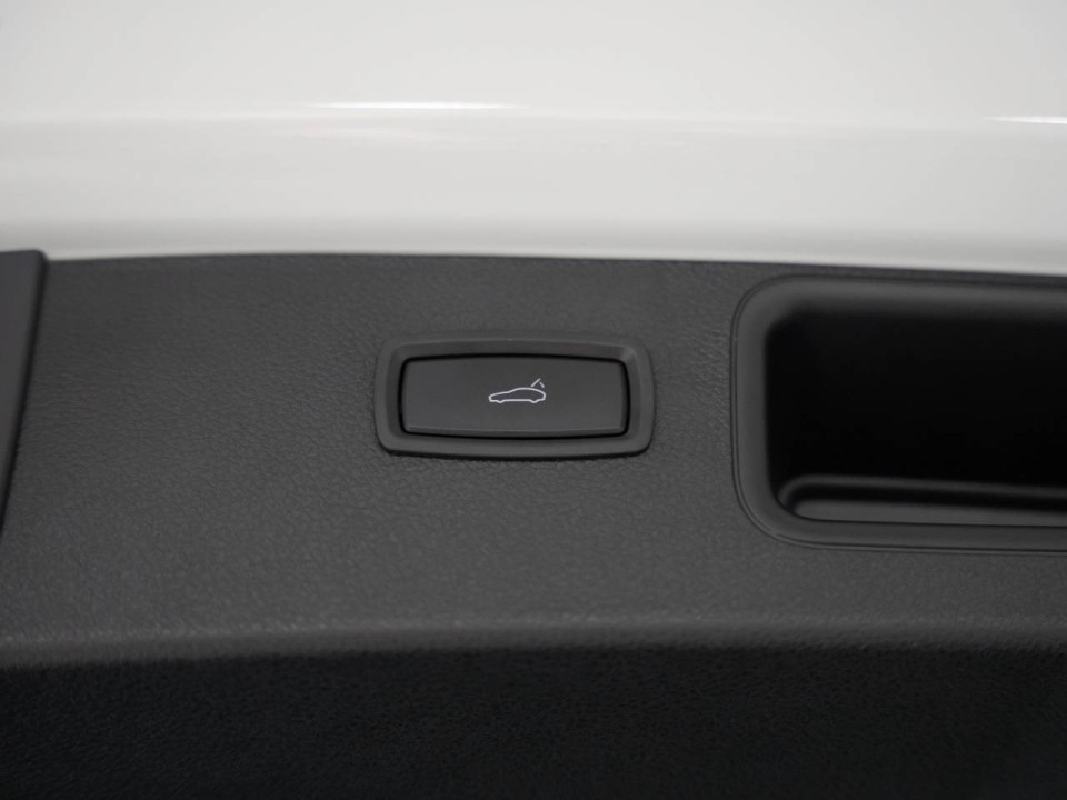 Porsche Macan T - foto 23