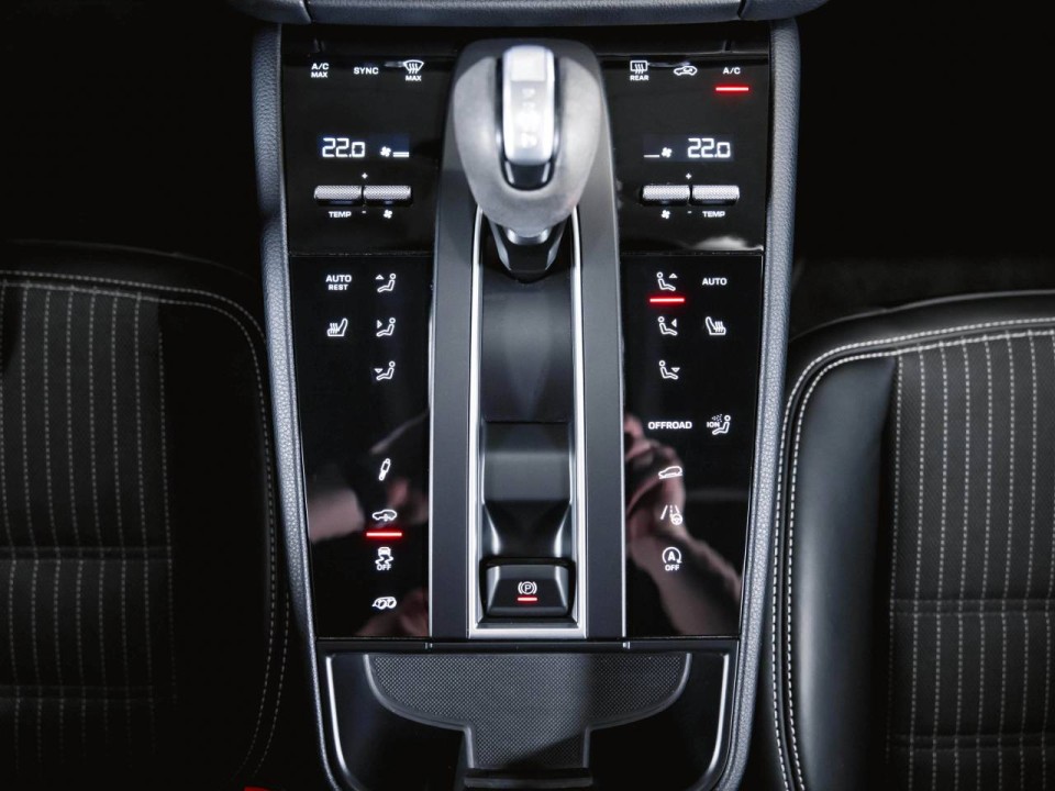 Porsche Macan T - foto 16