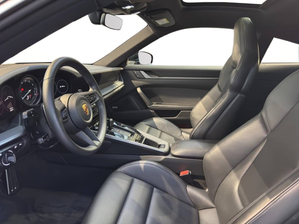 Porsche 911 Carrera - foto 9