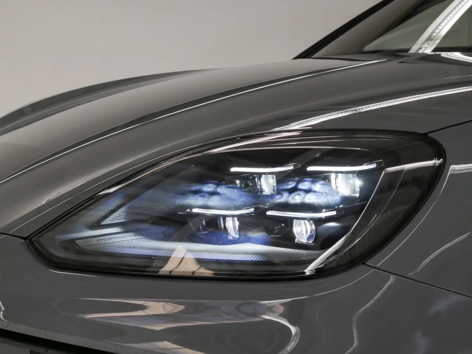 Porsche Cayenne Coupe S E-Hybrid - foto 39