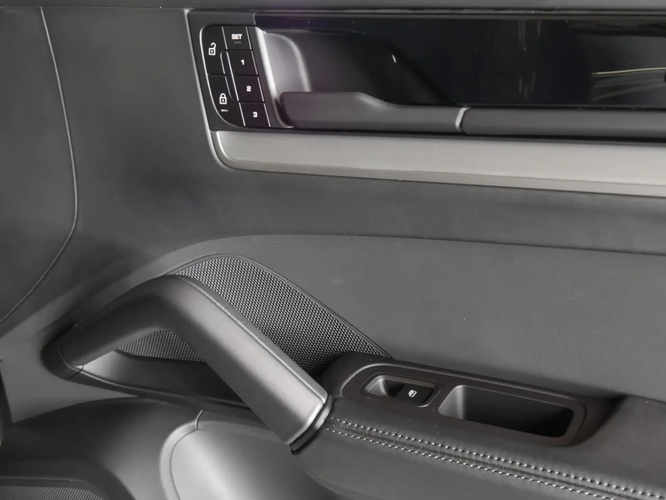 Porsche Cayenne Coupe S E-Hybrid - foto 27