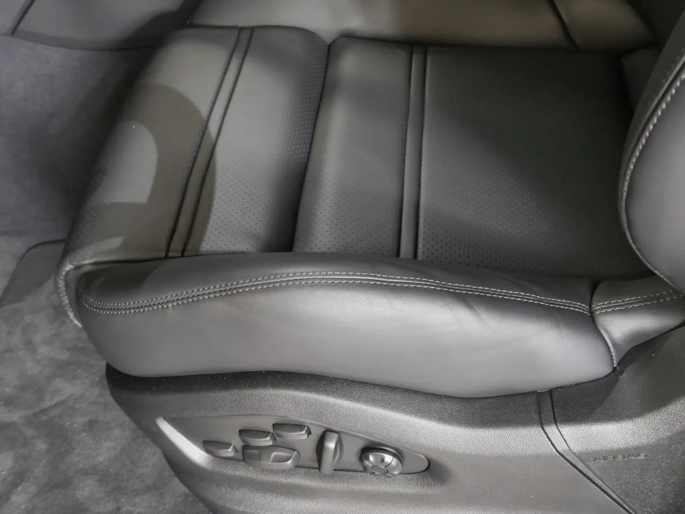 Porsche Cayenne Coupe S E-Hybrid - foto 32