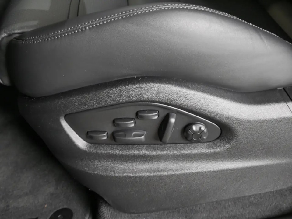 Porsche Cayenne Coupe S E-Hybrid - foto 33