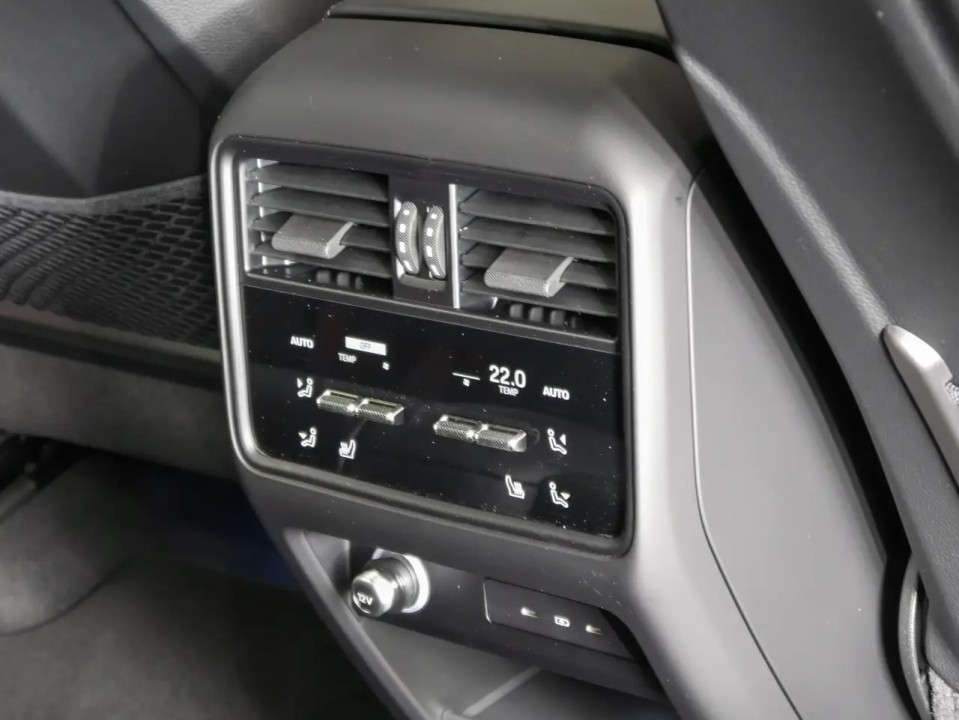 Porsche Cayenne Coupe S E-Hybrid - foto 25