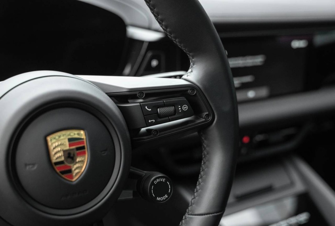 Porsche Macan 4 - foto 11