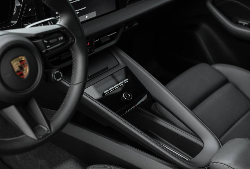 Porsche Macan 4 - foto 15