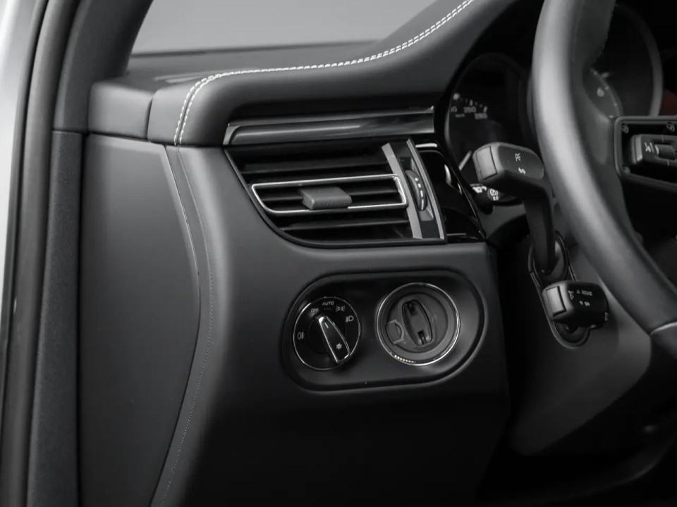 Porsche Macan S - foto 16