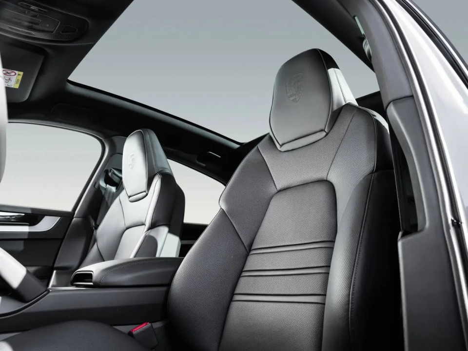 Porsche Cayenne Coupe - foto 19