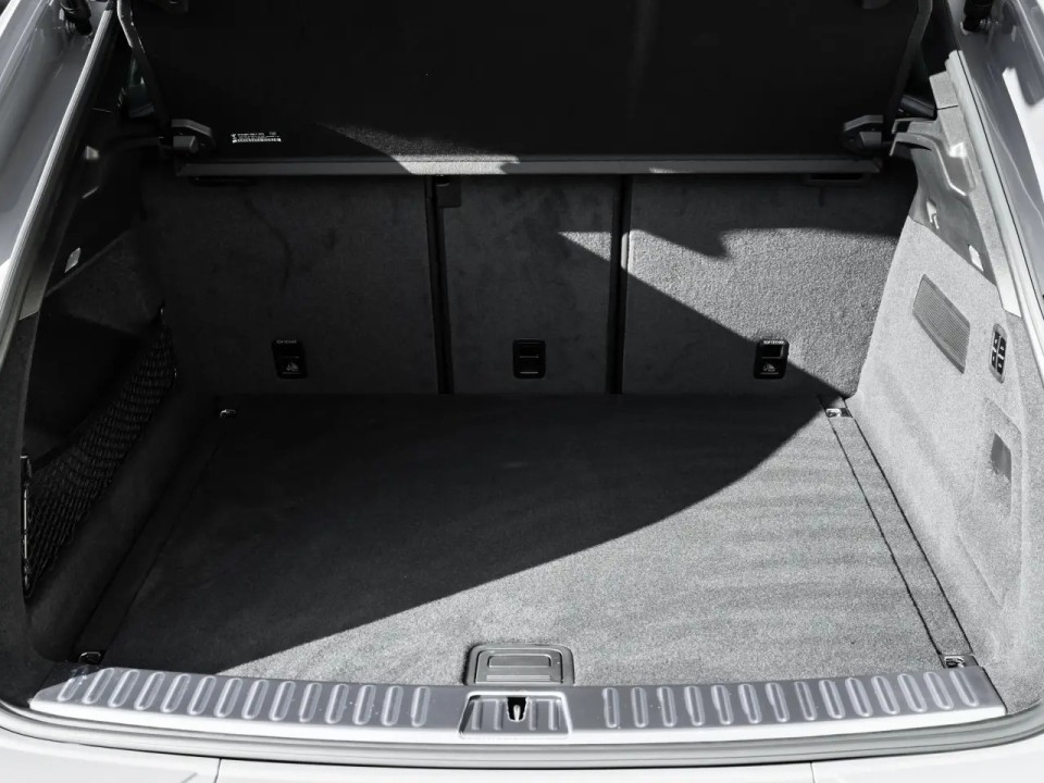 Porsche Cayenne Coupe - foto 26