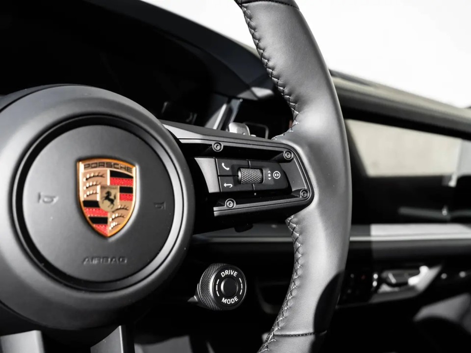 Porsche Cayenne Coupe - foto 11