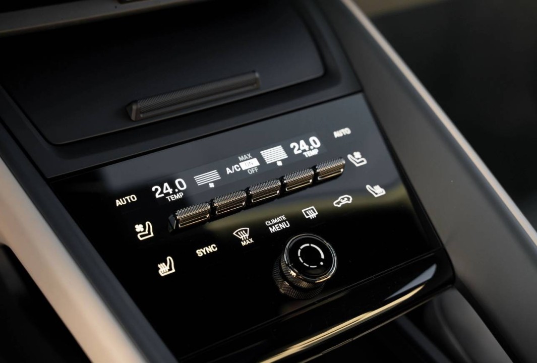 Porsche Macan Turbo - foto 20