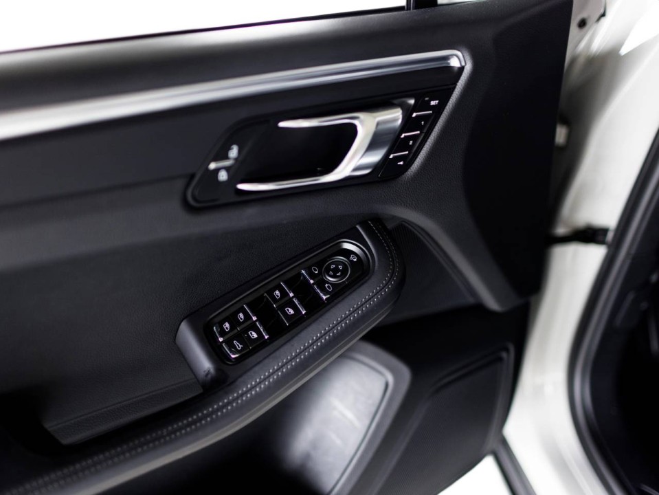 Porsche Macan - foto 15