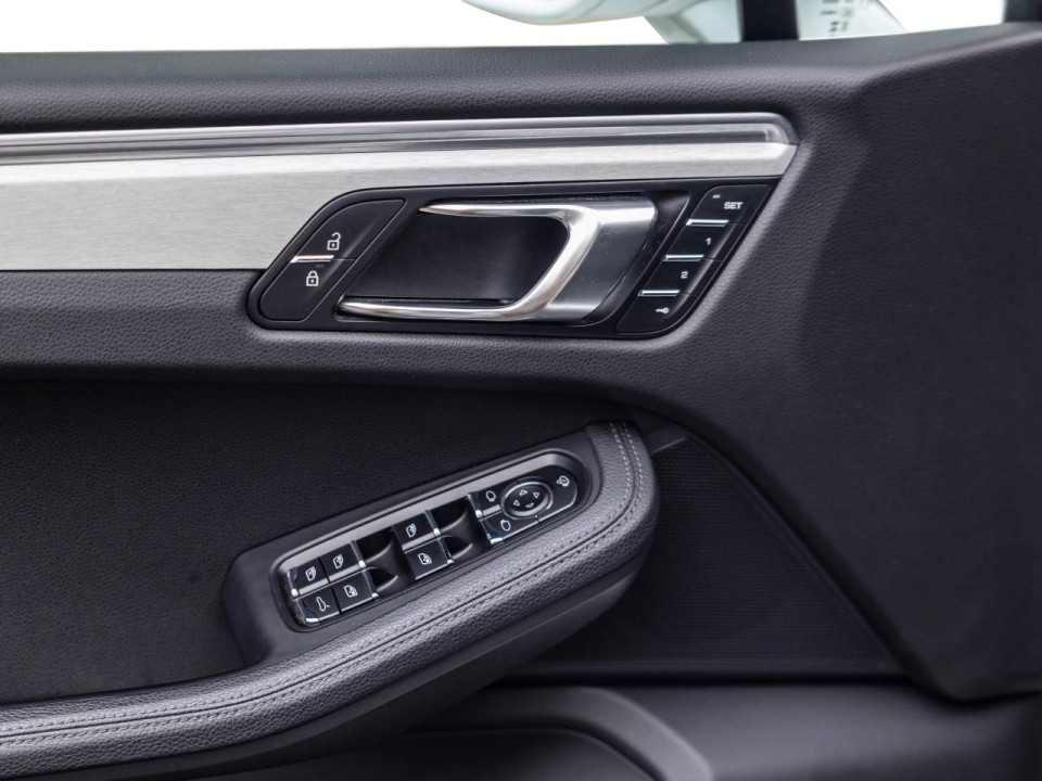 Porsche Macan - foto 21