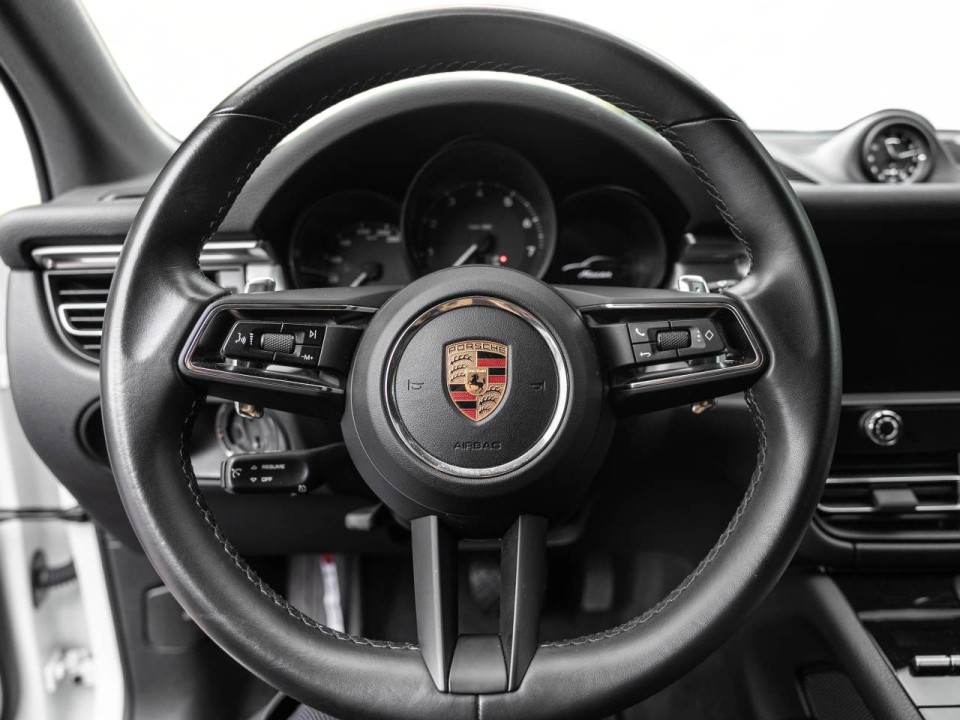 Porsche Macan - foto 11