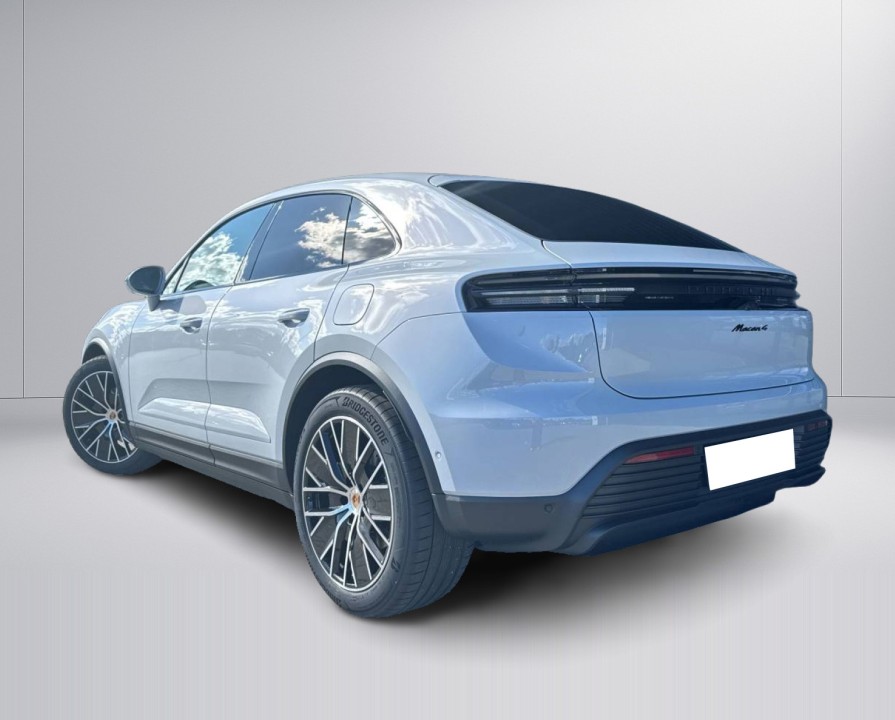 Porsche Macan 4 (3)