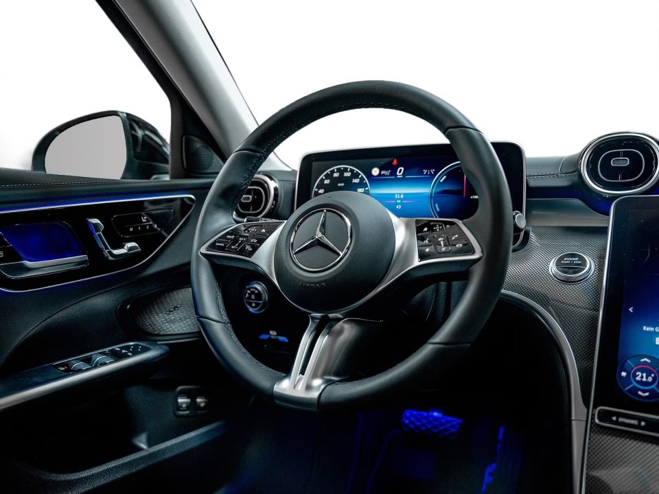 Mercedes-Benz C 300e 4MATIC - foto 9