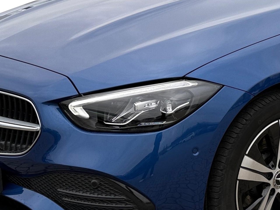 Mercedes-Benz C 300e 4MATIC Avantgarde - foto 21