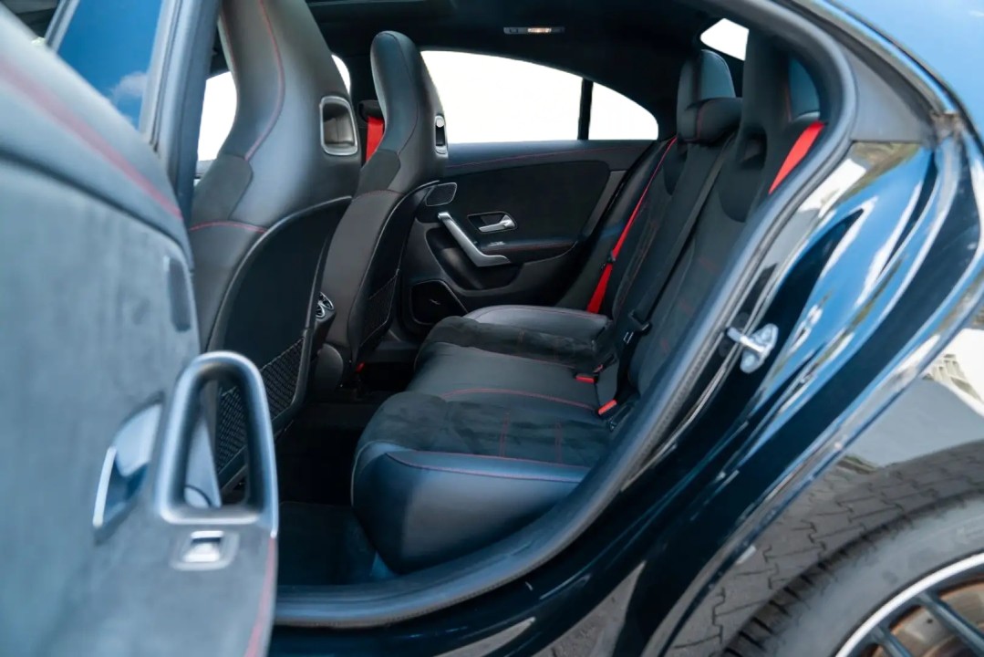 Mercedes-Benz CLA AMG 45s 4MATIC - foto 13