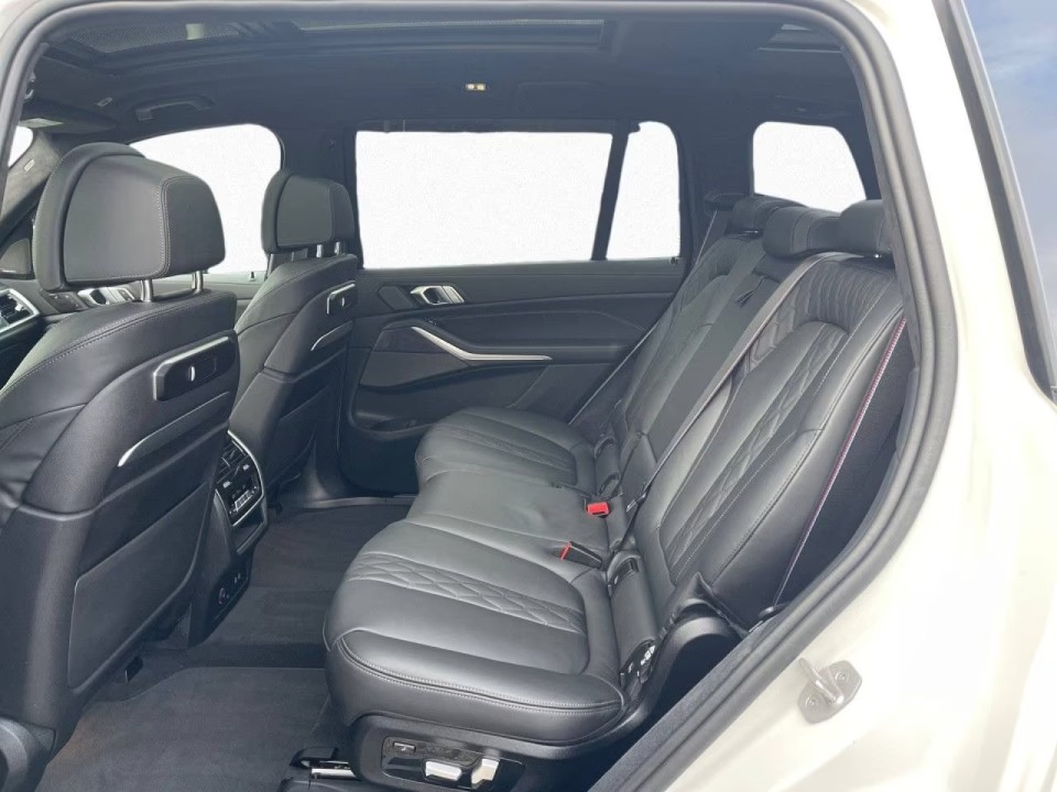 BMW X7 xDrive40d M-Sport - foto 12