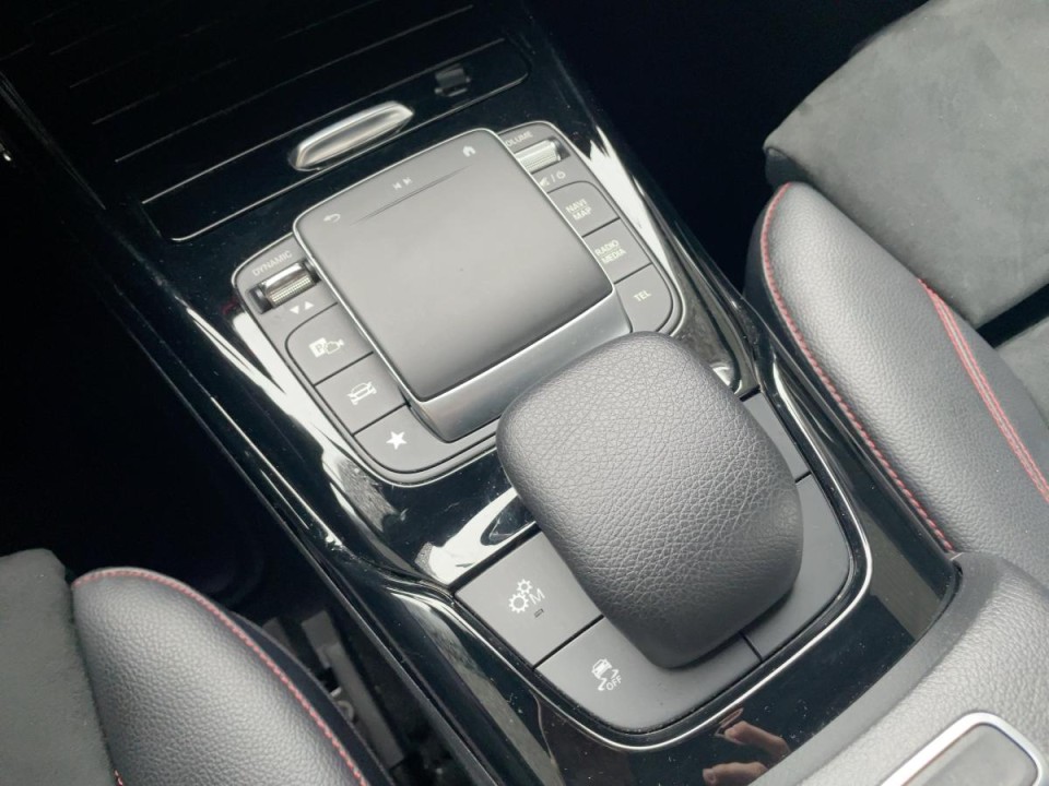 Mercedes-Benz CLA AMG 45s 4MATIC - foto 11