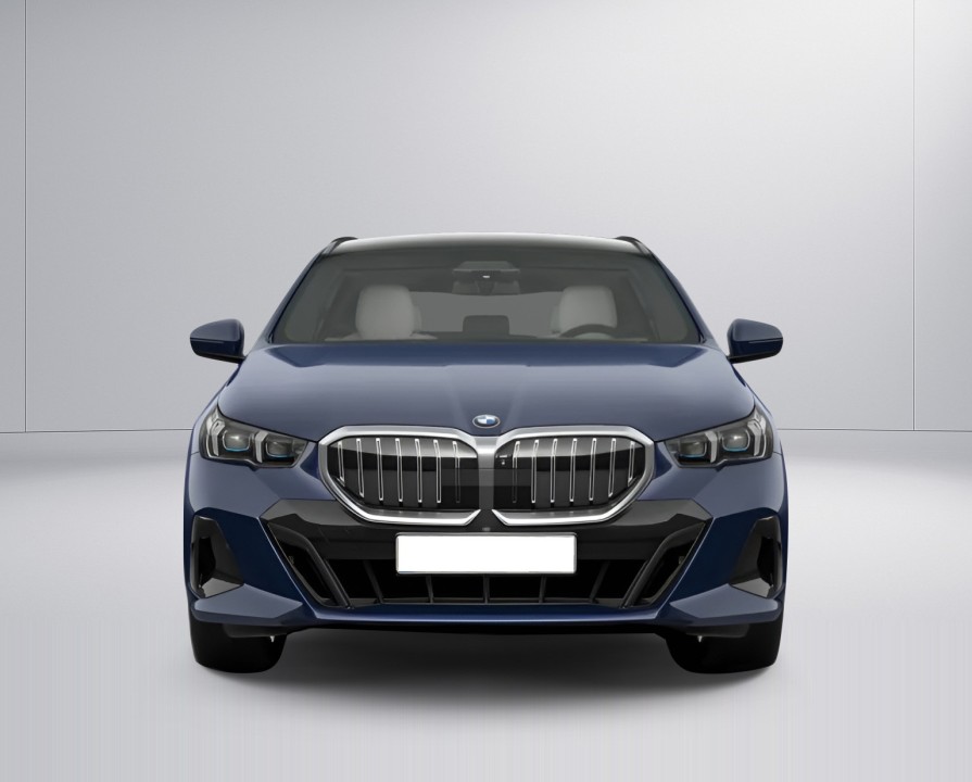 BMW Seria 5 520d xDrive Touring M-Sport (5)