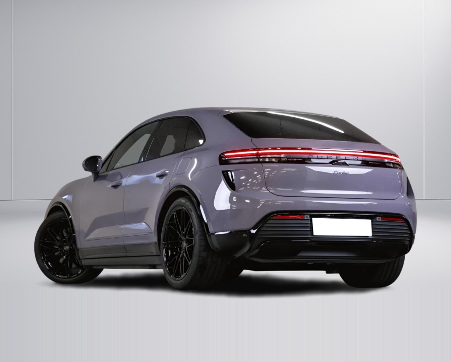 Porsche Macan Turbo (3)