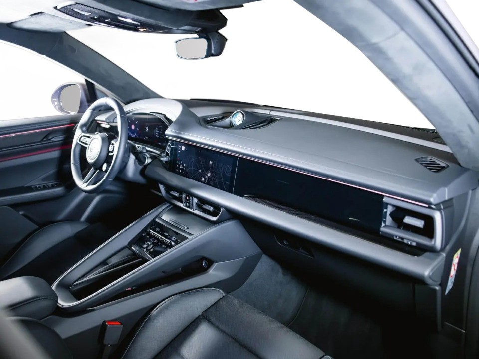 Porsche Macan Turbo - foto 9