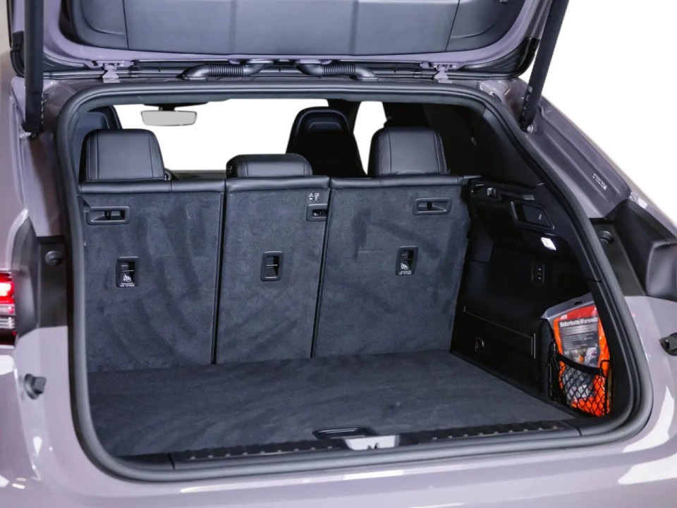 Porsche Macan Turbo - foto 35