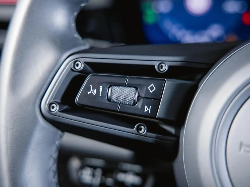 Porsche Macan Turbo - foto 10