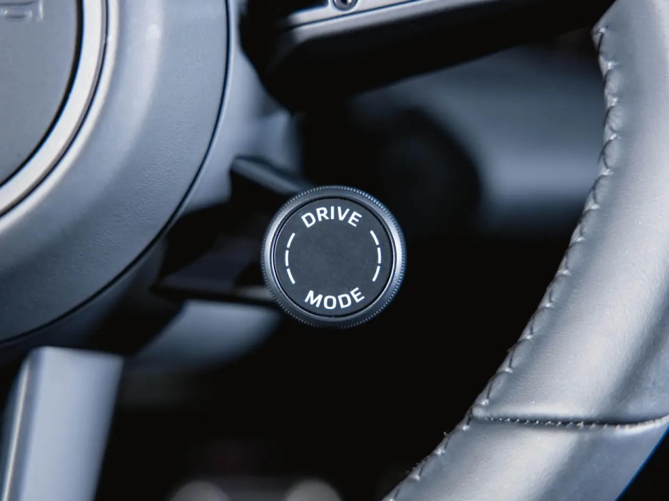 Porsche Macan Turbo - foto 12