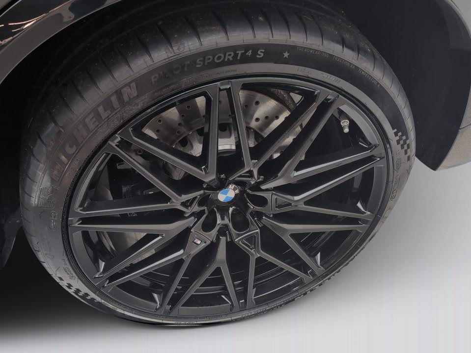 BMW X5 M Competition - foto 13