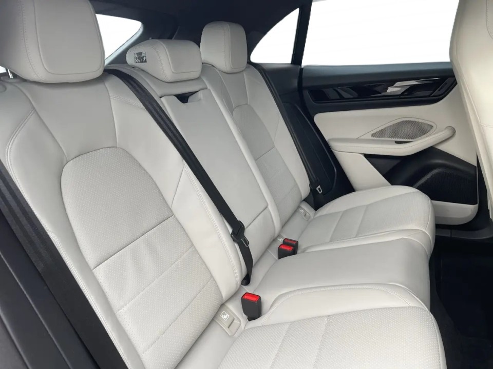 Porsche Macan 4S - foto 17