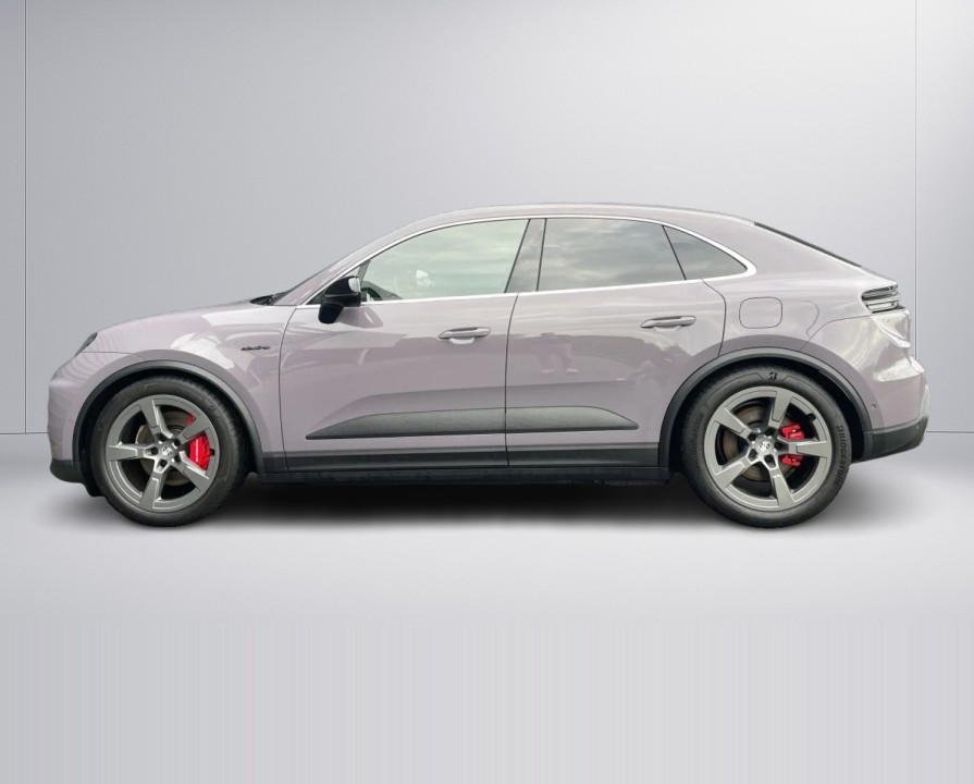 Porsche Macan 4S (2)