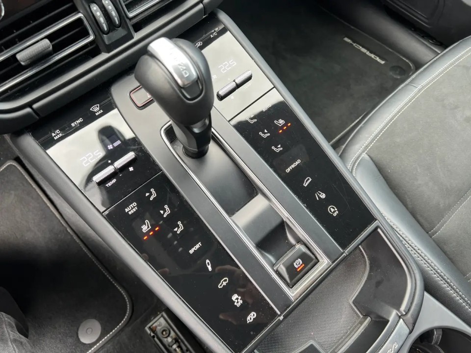 Porsche Macan GTS - foto 16