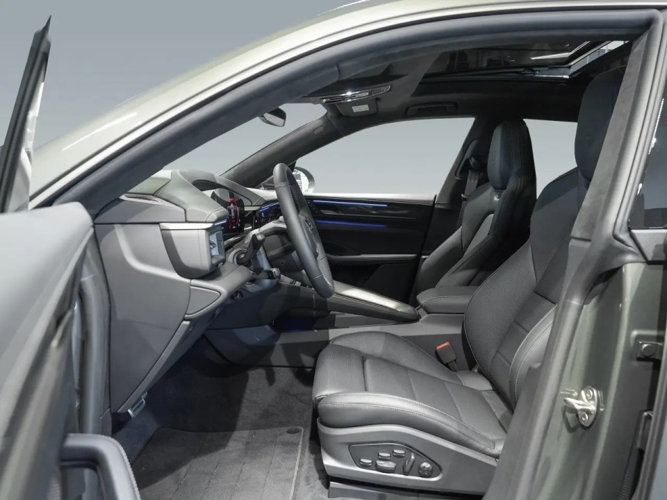 Porsche Macan Turbo - foto 9