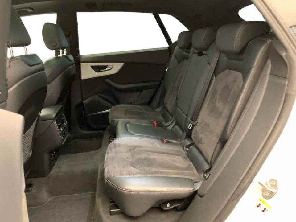 Audi Q8 55 TFSIe quattro tiptronic - foto 8