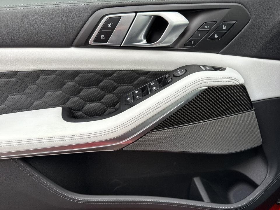 BMW X5 M Competition - foto 11