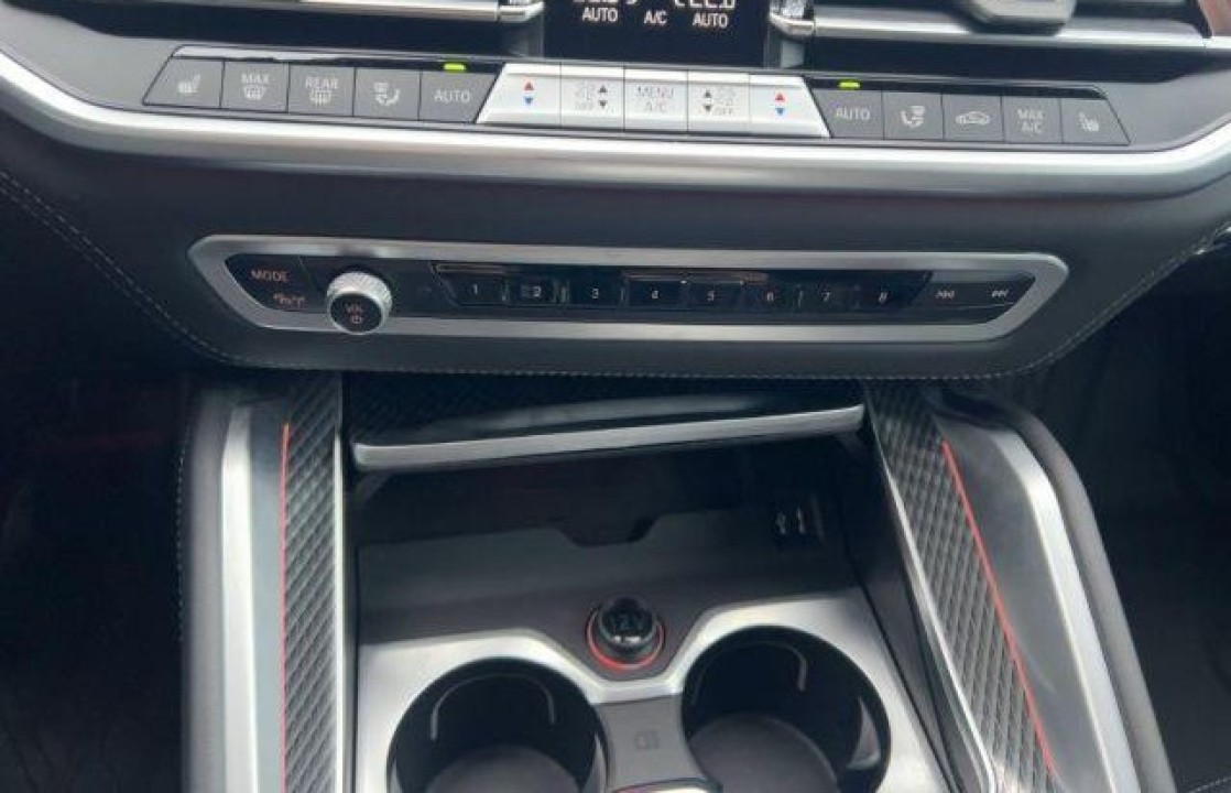 BMW X5 M Competition - foto 12