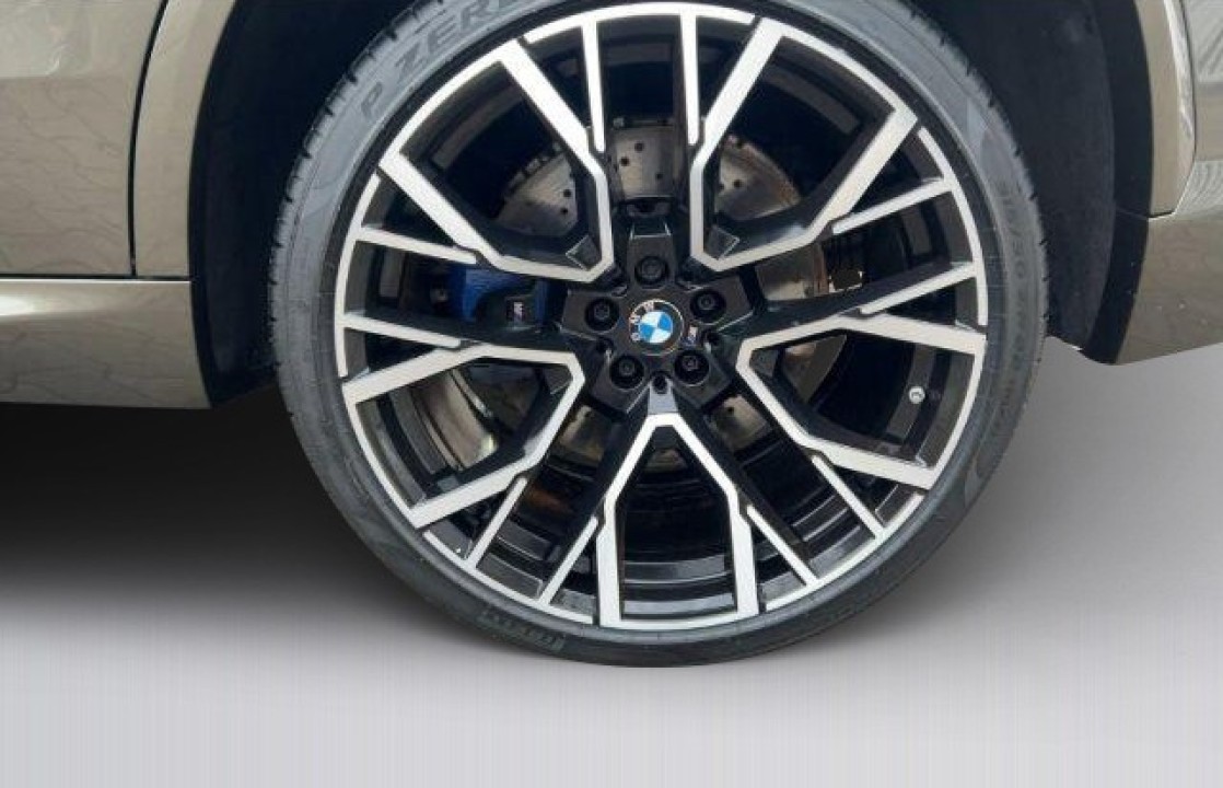 BMW X5 M Competition - foto 20