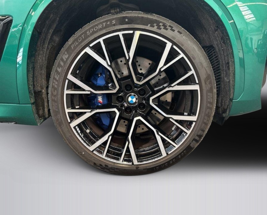 BMW X5 M Competition - foto 16