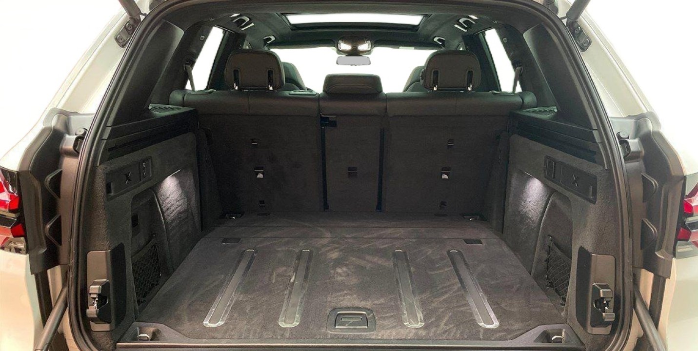 BMW X5 M Competition - foto 11