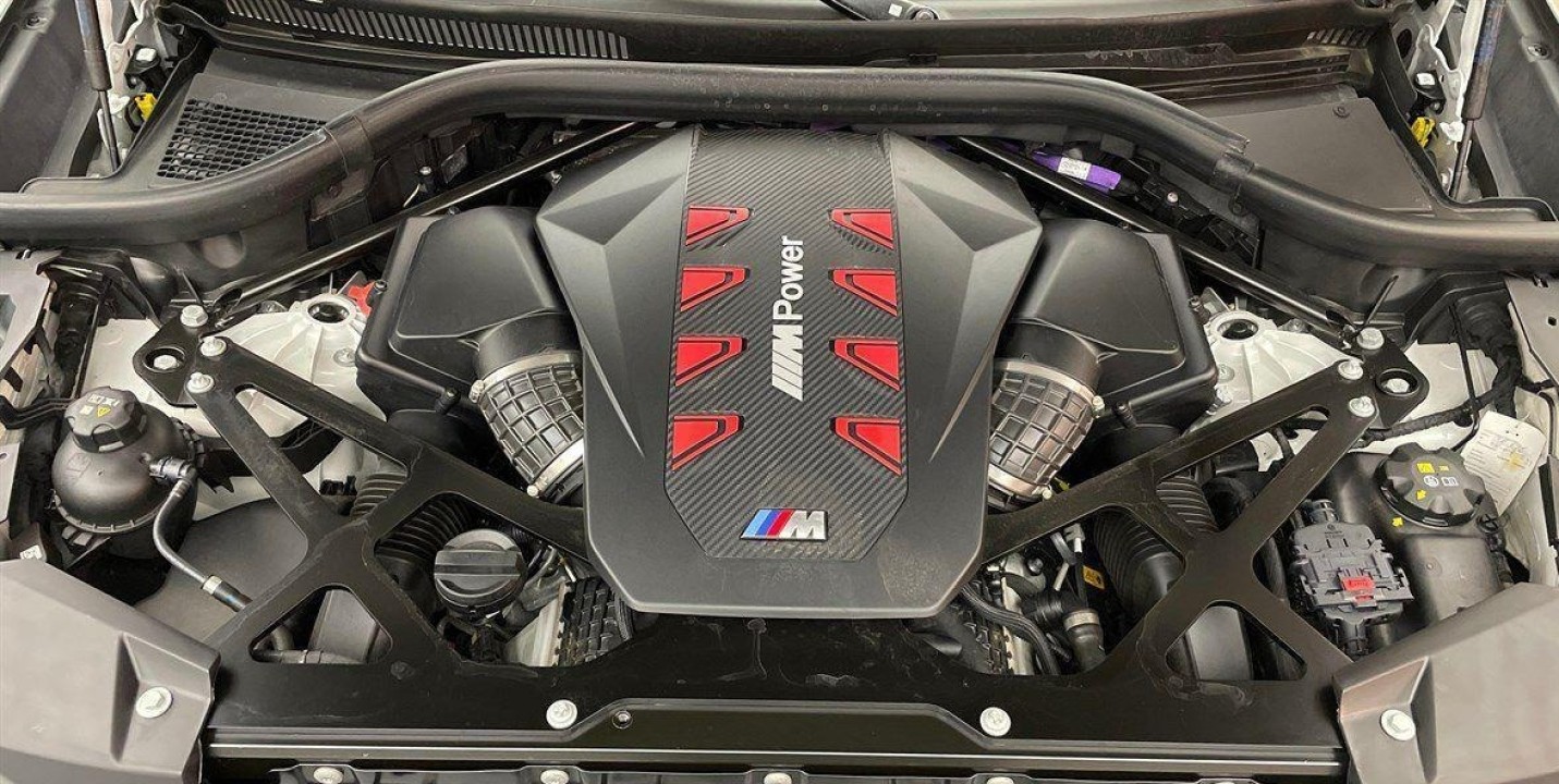 BMW X5 M Competition - foto 12