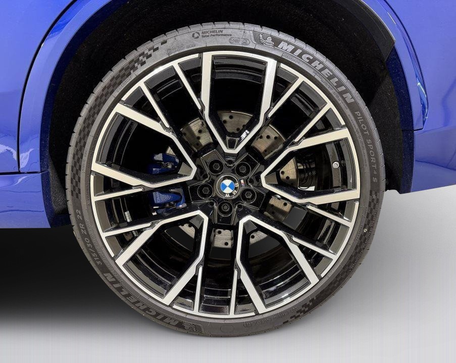 BMW X5 M Competition - foto 20