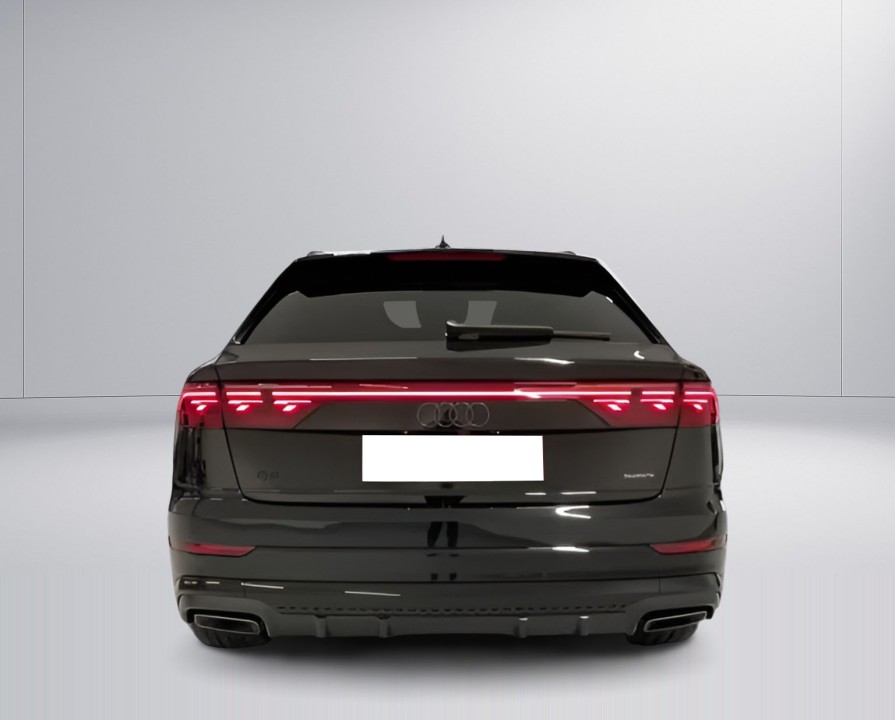 Audi Q8 50 TDI Quattro S-Line (3)