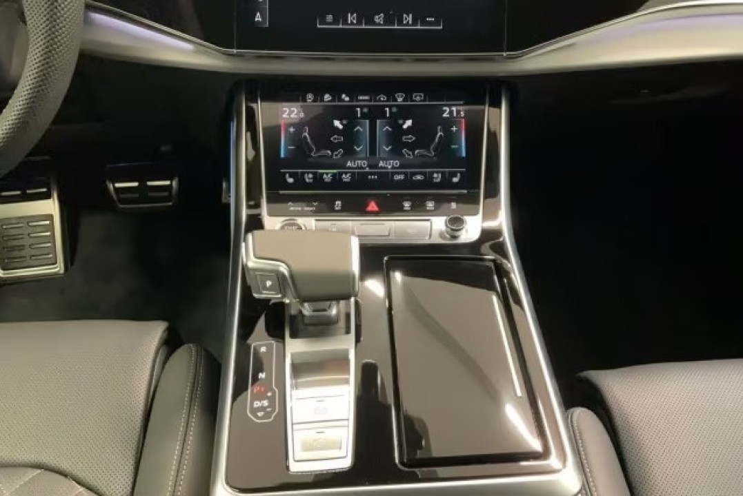 Audi Q8 50 TDI Quattro S-Line - foto 11