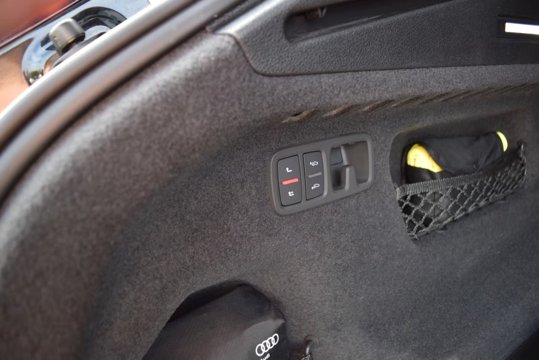 Audi Q8 45 TDI Quattro - foto 25