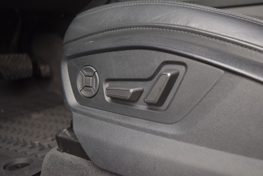 Audi Q8 45 TDI Quattro - foto 24