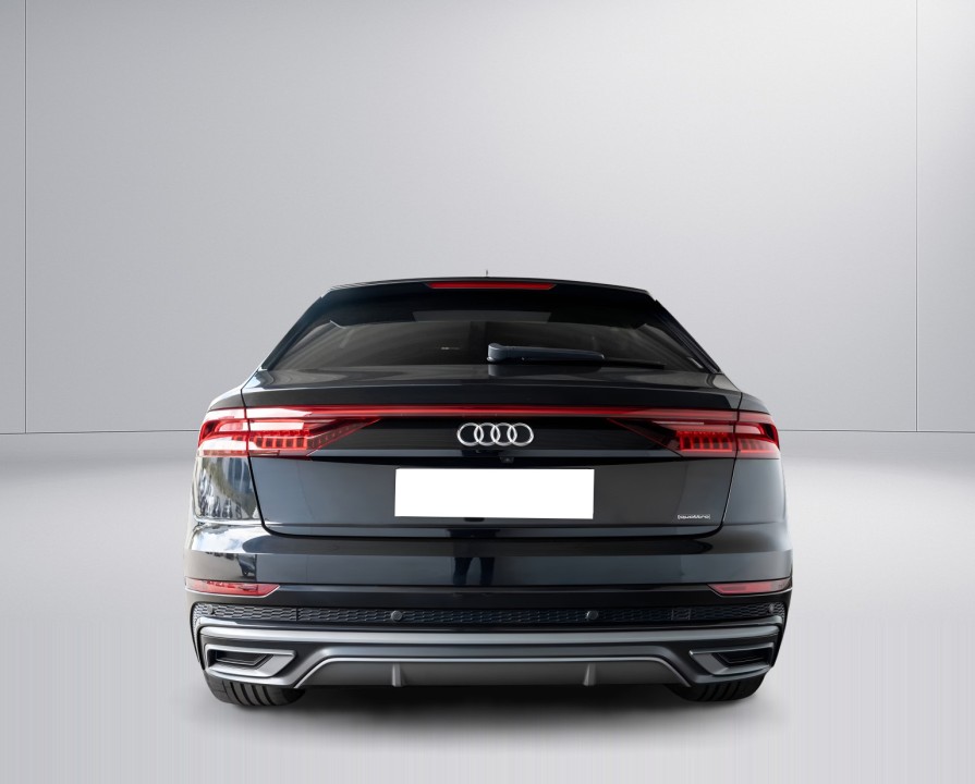 Audi Q8 50 TDI Quattro S-Line (3)