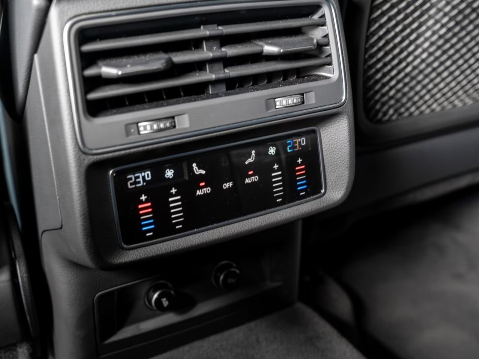 Audi Q8 50 TDI Quattro S-Line - foto 17